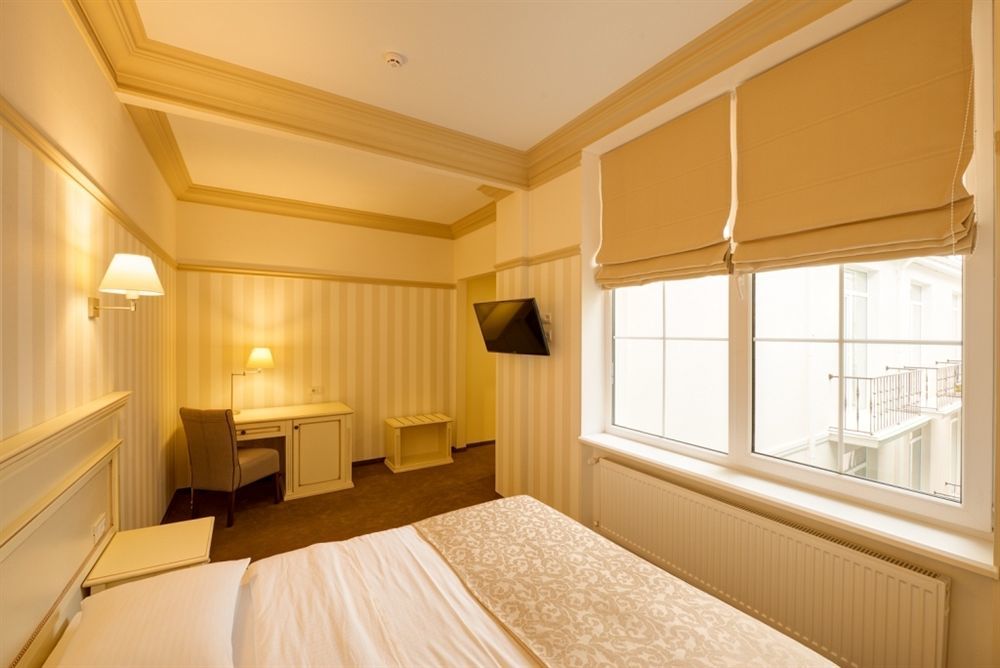 Premier Geneva Отель 4*
